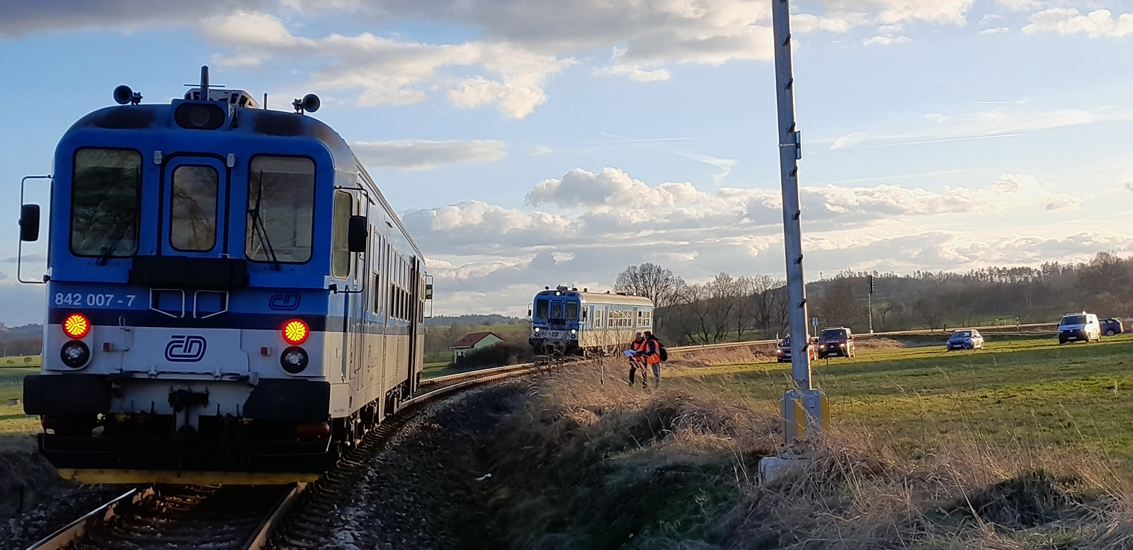Nedovolená jízda spěšného vlaku ve Vlastci na Písecku